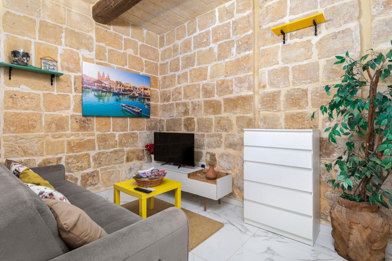 Chic, Stylish 1 Bedroom Maisonette - Close To Valletta إيل فورجانا المظهر الخارجي الصورة